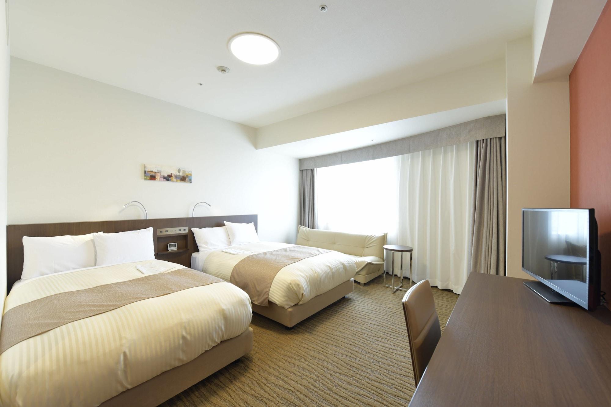 Hotel Port Plaza Chiba Exterior foto A room at the hotel