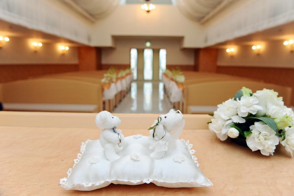 Hotel Port Plaza Chiba Exterior foto Wedding rings